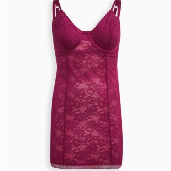 NWT~Torrid Lingerie Strappy Underwire Chemise Lace Fuschia - Picture 3 of 7